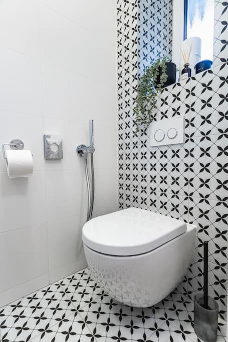 Myslbekova 5 Apartment Ostrava Exterior foto